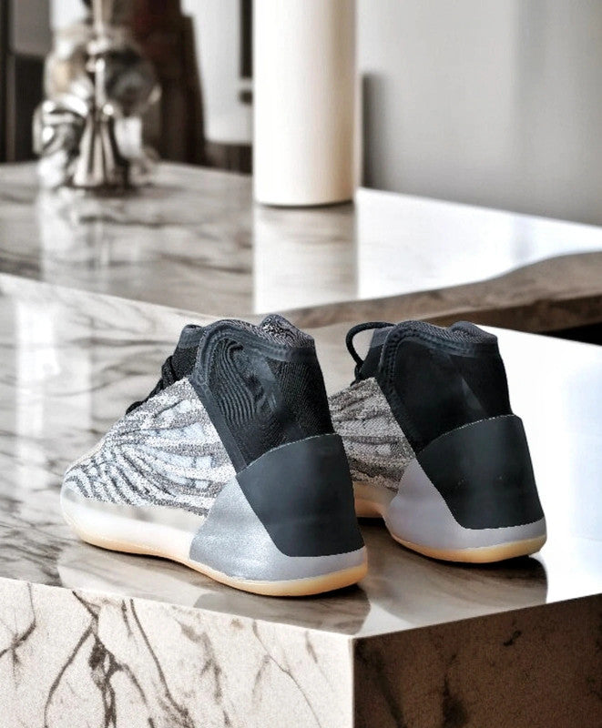 Adidas YEEZY QNTM Flash Orange – BLACK MOZART | BLVCK