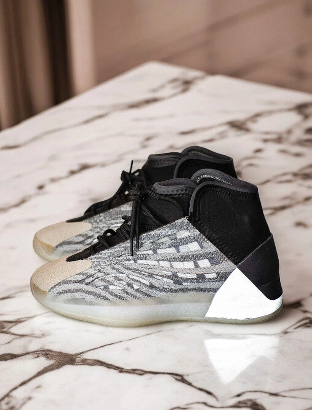Adidas YEEZY QNTM Flash Orange – BLACK MOZART | BLVCK