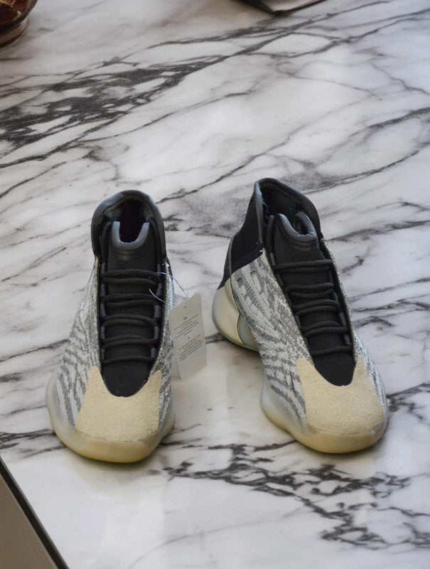 Adidas YEEZY QNTM Flash Orange