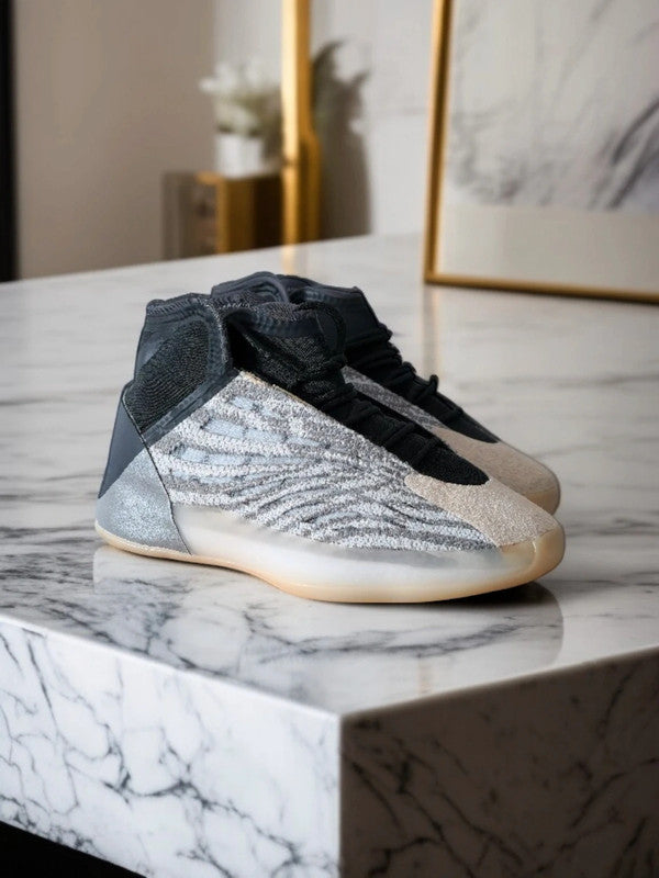 Adidas YEEZY QNTM Flash Orange