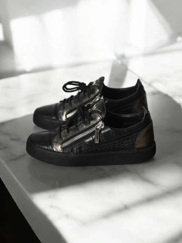 Giuseppe Zanotti Low Top Sneakers – Black Croc Detail | Size EU 40 | Pre-Owned in Great Condition