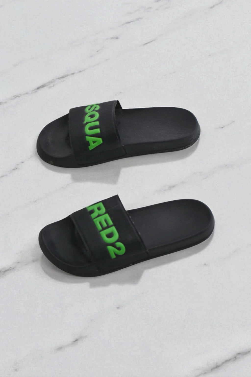 Dsquared2 Logo Slides