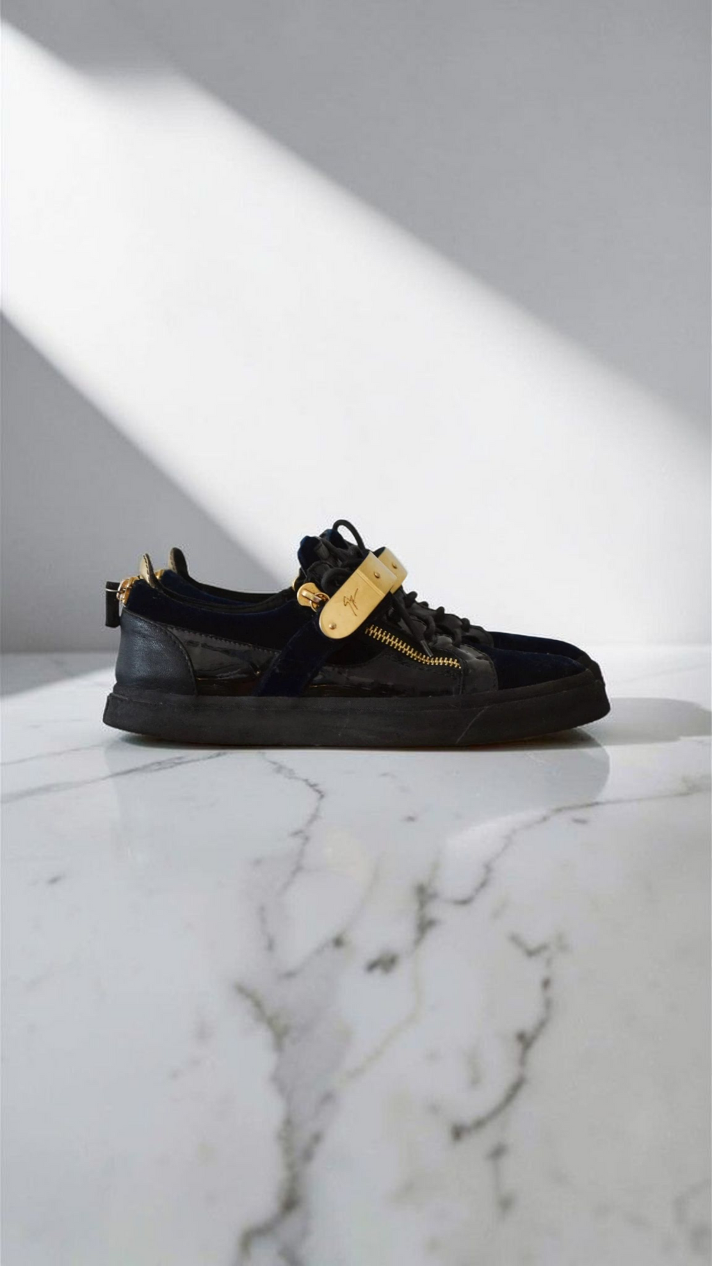 Giuseppe Zanotti Trainers Velvet Low-Top Sneakers