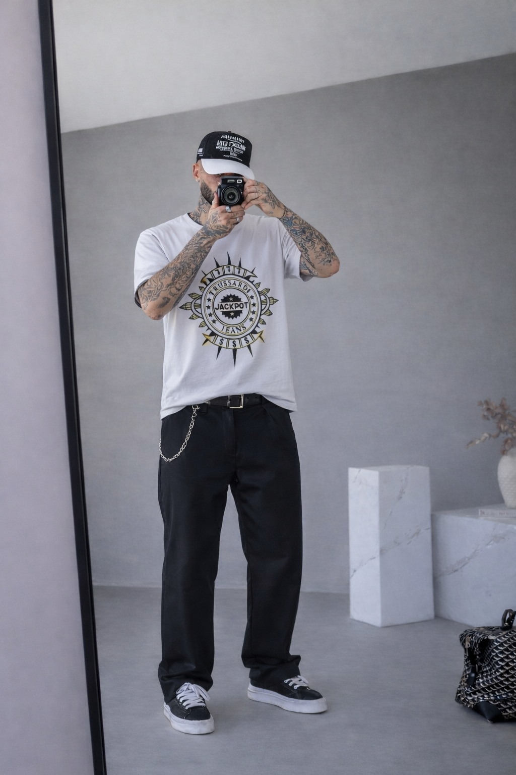 Trussardi Jeans White Graphic T-Shirt