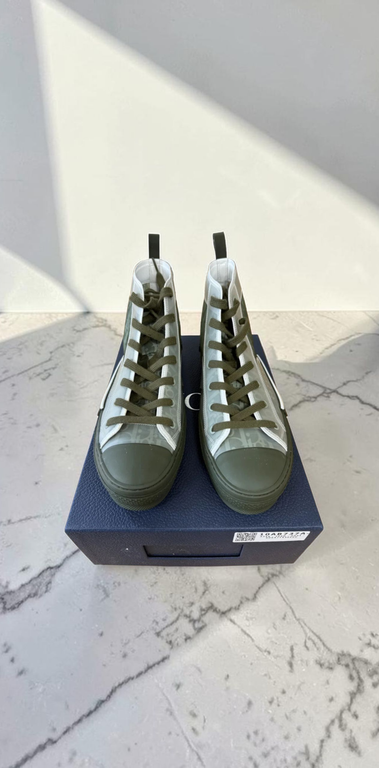 Dior B23 High-Top Sneakers Oblique Monogram White Khaki