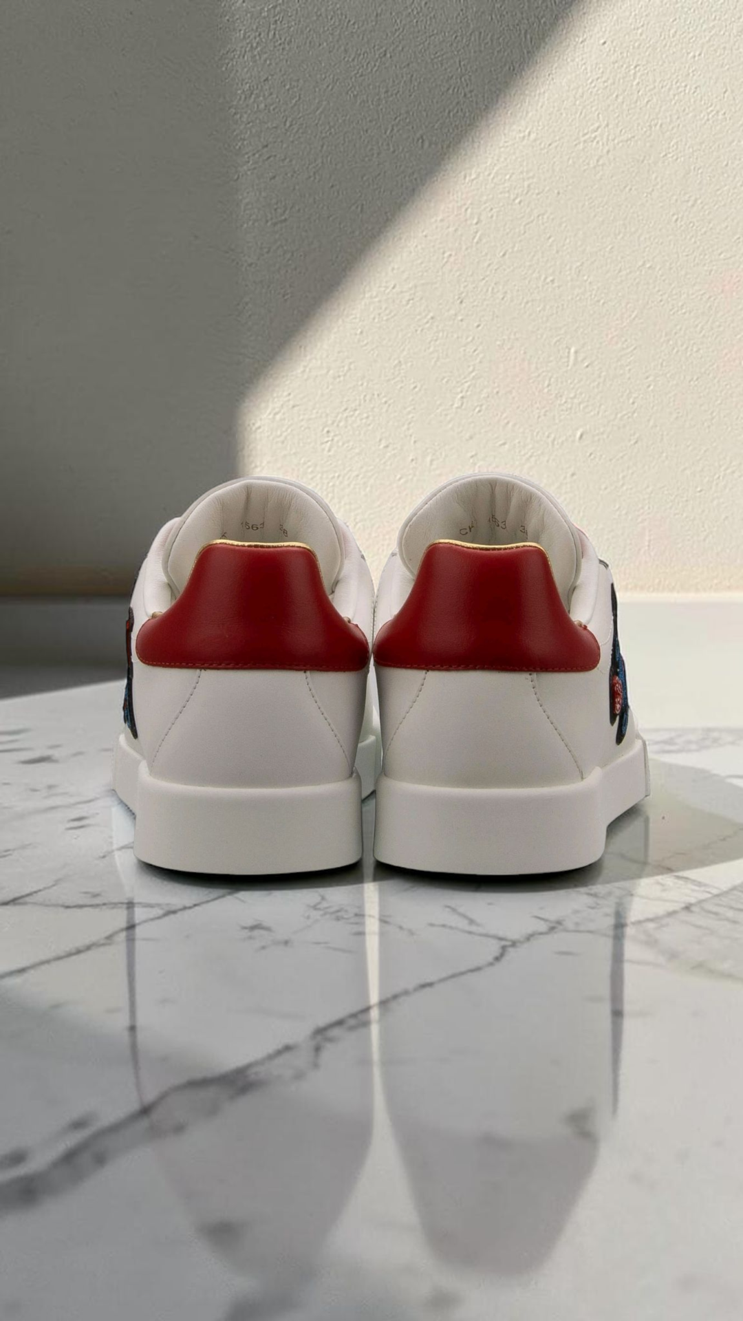 DOLCE & GABBANA PORTOFINO DG LOGO LIPS PATCH SNEAKERS WHITE / RED / BLUE