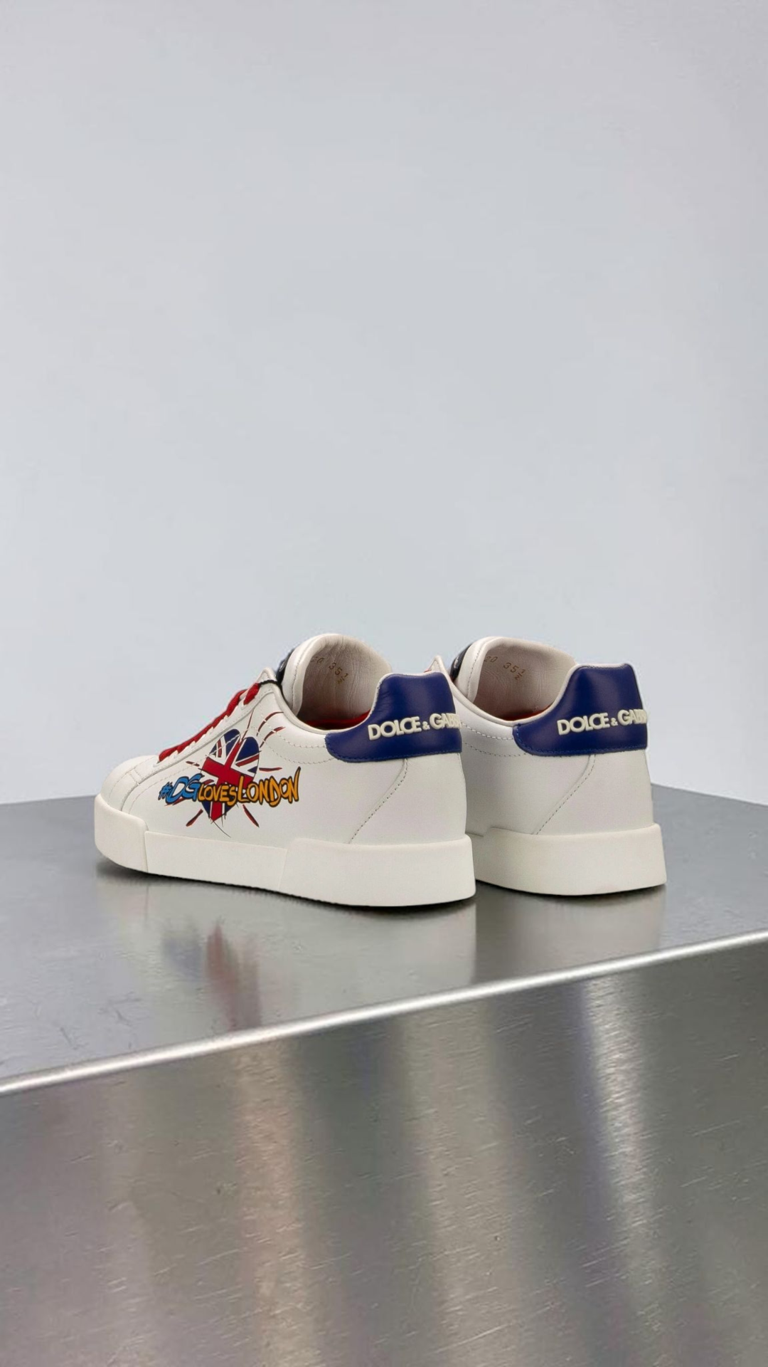 DOLCE & GABBANA PORTOFINO DG LOVES LONDON SNEAKERS WHITE / RED / BLUE
