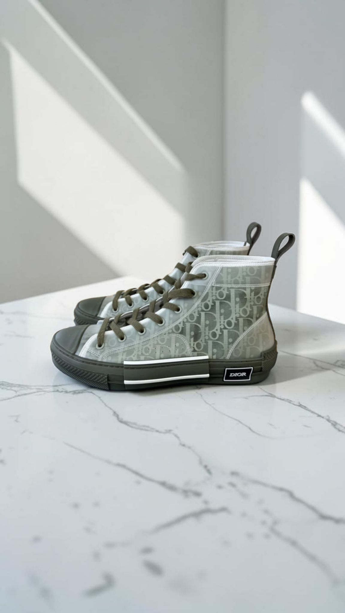 Dior B23 High-Top Sneakers Oblique Monogram White Khaki