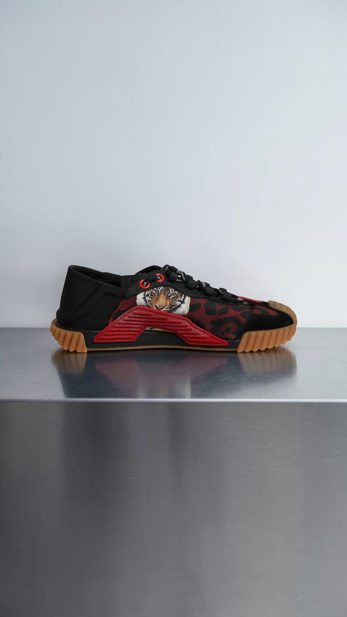 DOLCE & GABBANA NS1 TIGER SNEAKERS BLACK / RED